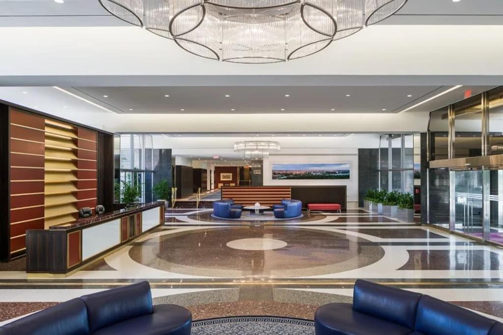 Charming Apartment At Crystal City With Amazing Amenities Arlington Eksteriør bilde
